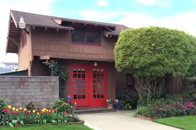 Image de Seabright Bungalow - Dans étapes à la plage
