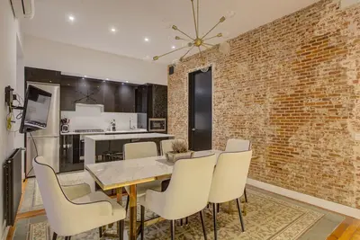 Image de Tout Nouveau Appartement De Luxe Appartement Centre Madrid - Almagro - Meilleur Emplacement À Madrid