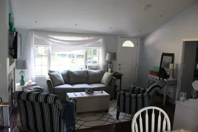 Image de Mignon Cottage de 2 chambres avec arrière-cour relaxant
