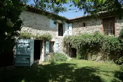 Image de Provence - Mas de charme, calme et tranquilité