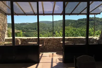 Image de Provencal farmhouse for large family/friends, 7 bedrooms, garden, swimming pool