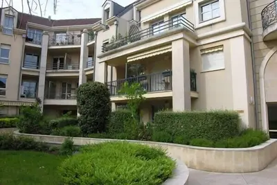 Image de Apart. 67 m2, climatisé, certifié 4 étoiles, résidence de standing\/centre ville.