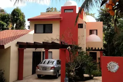 Image de Playacar maison avec piscine privée / courte distance de marche de la plage et ville