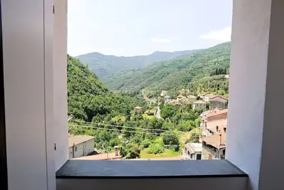Image de Appartement récemment rénové au coeur de Pigna avec vue panoramique et balcon