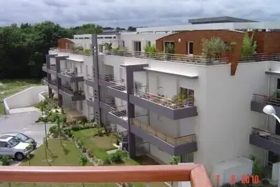 Image de Vannes charmant appartement 30m2 grande terrasse 17 m2 et garage