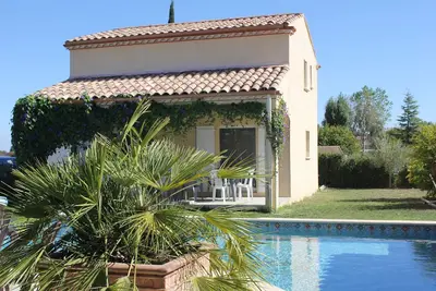 Image de Maison campagne au calme et proche de tout avec climatisation et piscine 10 x 5