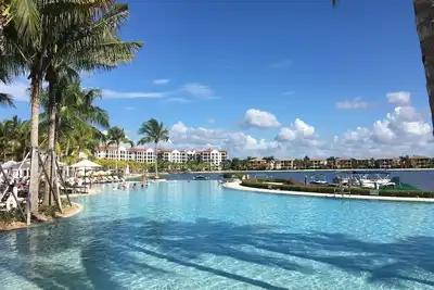 Image de Élégant Condo 3 chambres + Den au Miromar Beach & Golf Club