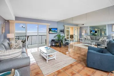 Image de Ce charmant condo 1 chambre / 1 salle de bain au bord de l’eau est parfait pour un couple ou une petite famille!