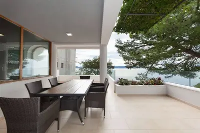 Image de Appartement dans Brela avec vue mer, terrasse, Climatisation, Wifi (3524-1)