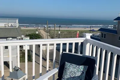Image de 4 Br, 2 Ba Penthouse Condo avec vue sur l'océan - Beach Block - Heart of Sea Isle City