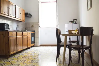 Image de 10 min de Mdina. Maison authentique avec des tuiles maltaises!