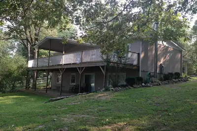 Image de Escapade Ozark - Mtn. Accueil Ar -Cabine pour 10 à 3 salles de bain complètes, cadre privé