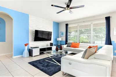 Image de Récemment rénové Windsor Hills 6br Villa 2. 5 miles de Disney, près du club