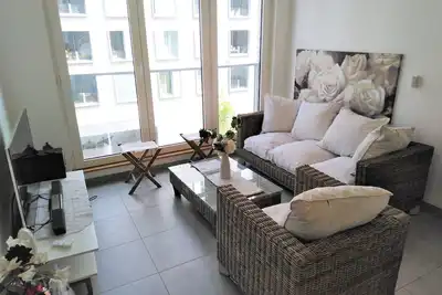 Image de Beau 2 pièces 43 m² à 10 minutes de Paris 16ème.