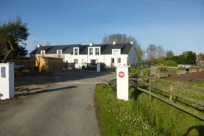 Image de 3 étoiles maison très ensoleillée en rdc jardin clos\/wifi\/parking privatif Ancv
