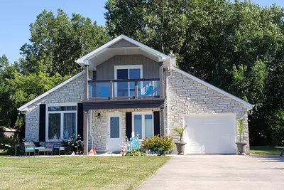 Image de Bluepoint Cottage sur le lac Huron. 20 minutes de Sarnia et du pont Bluewater aux États-Unis