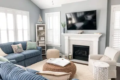 Image de Nouveau North End! 4br - 2e étage - 1. 5 pâtés de maisons de la plage (8-9 personnes)