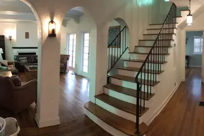 Image de Lantana House à Whitfield Estates