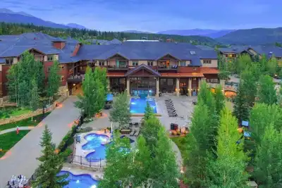 Image de Luxe-Ski in Ski Out-Printemps Pause Chauffée Garage-Free Shutte