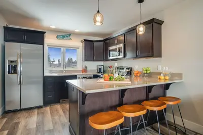 Image de Maison totalement rénovée et moderne dans le centre-ville de Sandpoint