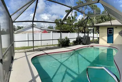 Image de C'est le bon! L'étoile de Venise! Piscine privée chauffée à l'énergie solaire, près de la plage!