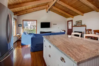 Image de Superbe maison récemment rénovée, à quelques pas de la plage