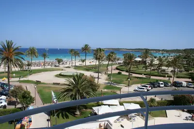Image de Appartement ultra-moderne  directement sur la plage, vue fantastique sur la mer