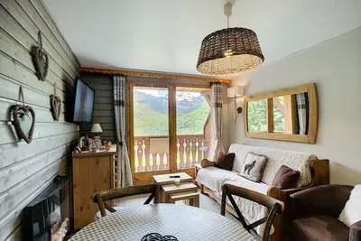 Image de 2 pièces rénové 30m², sud, Les Bruyères, Les Menuires - 4 pers, pistes, 3 Flocons Or