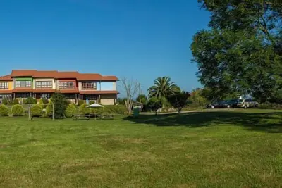 Image de GĂ®te Playa de GuadamĂa pour 4 personnes