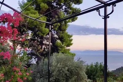 Image de Villa Myrto - Beautiful see-view villa in Stafilos
