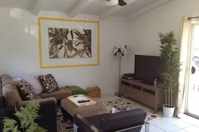 Image de 20 secondes à la plage, à 20 secondes de la baie, remodeler, et abordable