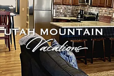 Image de Fabulous Find / CozyCondo niché dans les pins / Fishn '/ Hikin' / Central / Bryce / ZionGem
