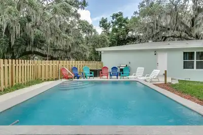 Image de Downtown Melbourne 4 King / 3Bath Pool 12 personnes