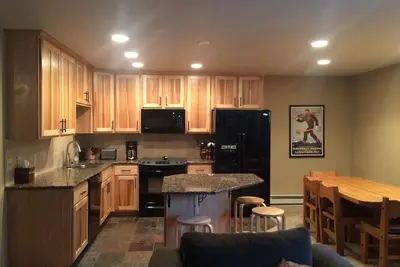 Image de Magnifique condo Breckenridge en face de la télécabine. Marchez partout!