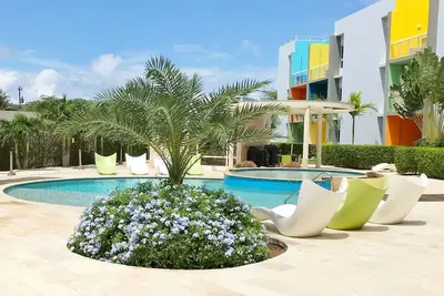 Image de Bel appartement 2 chambres \/ 2 salles de bain à proximité des plages et du quartier de l'hôtel.