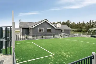 Image de Belle maison à Spøttrup avec sauna