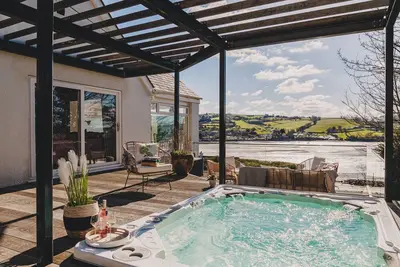 Image de The Curlews - Villa au bord de l'eau avec grand spa (Teignmouth)