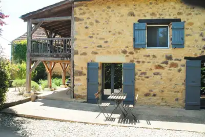 Image de Gite de charme et de grand confort refait à neuf, avec piscine privée et vue
