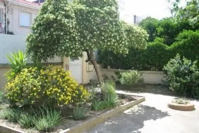 Image de Grande Villa Avec Grand Jardin à 50 Metres De La Plage