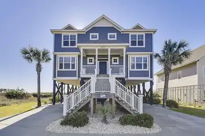Image de Sandy Toes! ! ! 8 chambres, 8. 5 salles de bain, 22 personnes, Oceanfront, piscine privée!