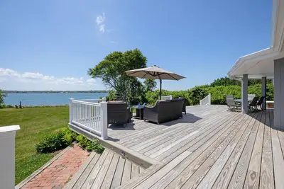 Image de Ditch Plains à proximité, Maison 3 Chambres Sur Le Lac Montauk Avec Des Soleils Spectaculaires