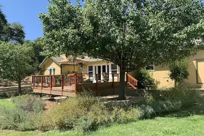 Image de Magnifique maison avec Cherry Orchard Ă Sierra Foothills!
