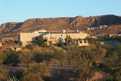 Image de Promo Juillet\/Août! Maison de caractère entre mer et montagne - Piscine