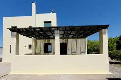 Image de Villa en bord de mer Ă Gennadi