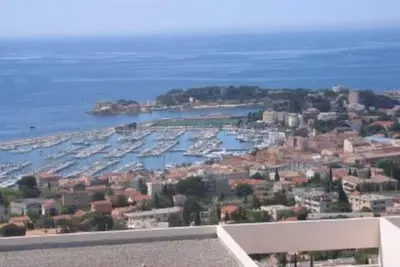 Image de appartement standing piscine vue mer exceptionnelle