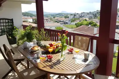 Image de Socoa Lodge Luxueux T5 terrasse sud 36m2 Billard, Wifi, Plage de Socoa à 50m.