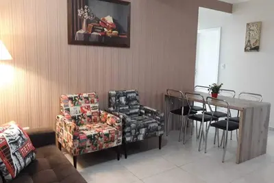Image de Bel appartement de jardin avec une belle cour privée