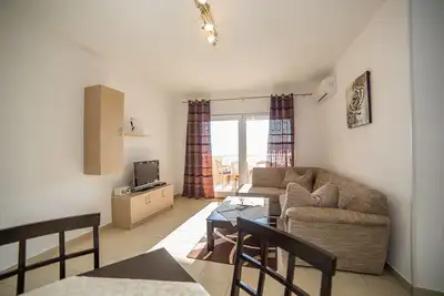 Image de Appartement 1 Chambre avec Balcon et Vue sur la Mer