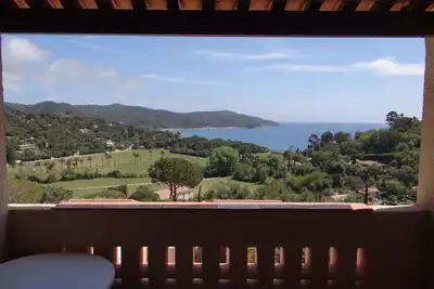 Image de Appartement La Croix-Valmer (6 personnes) vue imprenable sur la mer