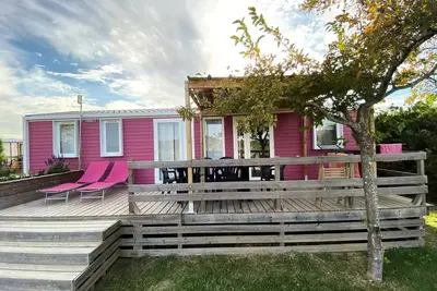 Image de Mobil-home Luxe 40 m² 3 chambres 2 wc / 2 salle de bains - Climatisation / Lave vaisselle 6 personnes